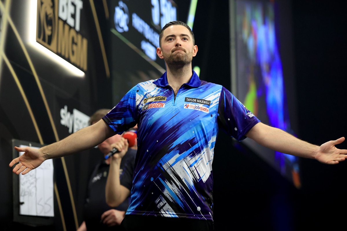 joshpearson180's tweet photo. LUKE HUMPHRIES WINS THE 2026 WORLD GRAND PRIX!!!!! https://t.co/yqkTqfopEn
