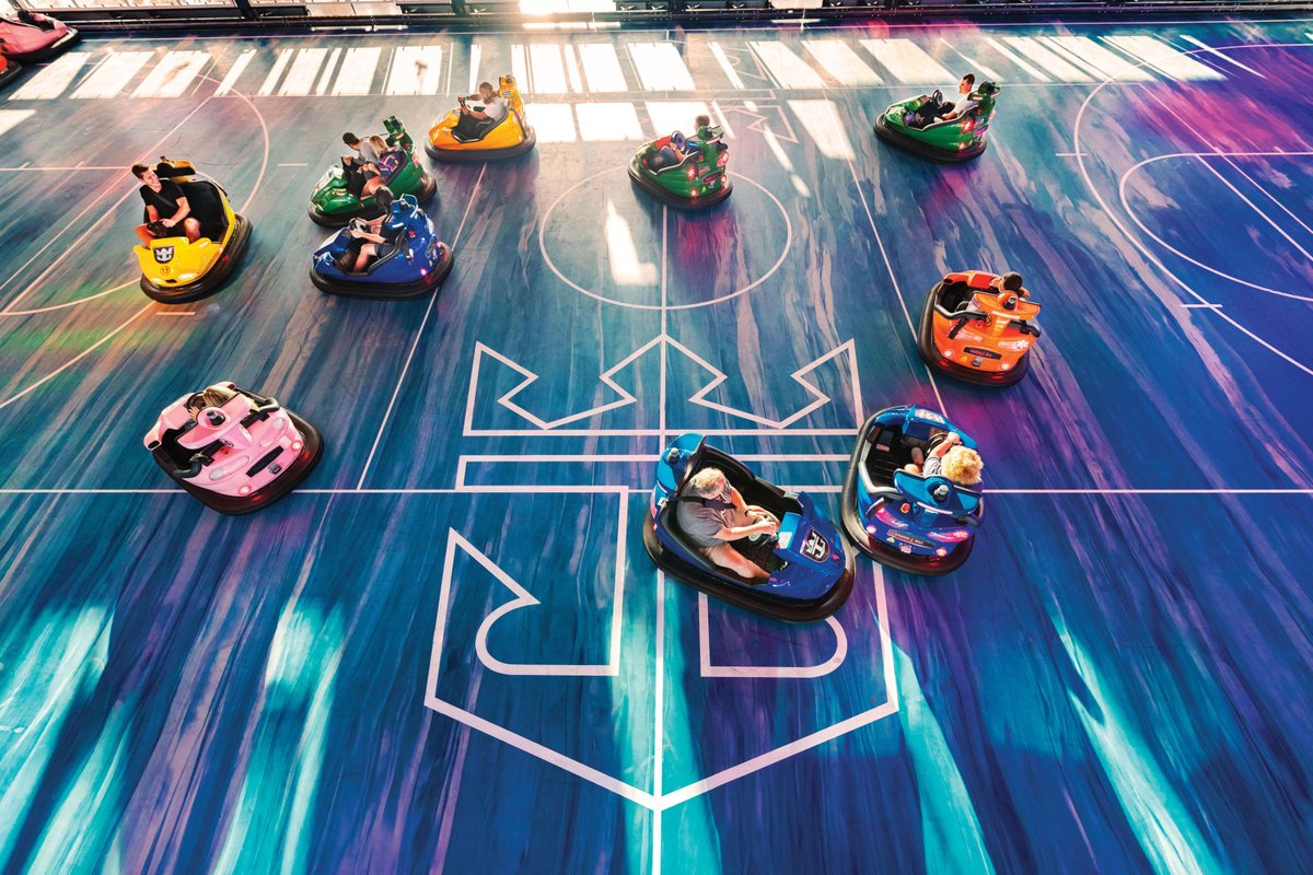 escapetravelsrs's tweet photo. Unleash the adventurer in you onboard Anthem of the Seas! 🌊 Experience breathtaking 360-degree views, simulated skydiving, and bumper cars at sea – every moment is a new thrill. Don’t miss out on creating unforgettable memories! #RoyalCaribbean #AnthemOfTheSeas https://t.co/8o1Y85GIux