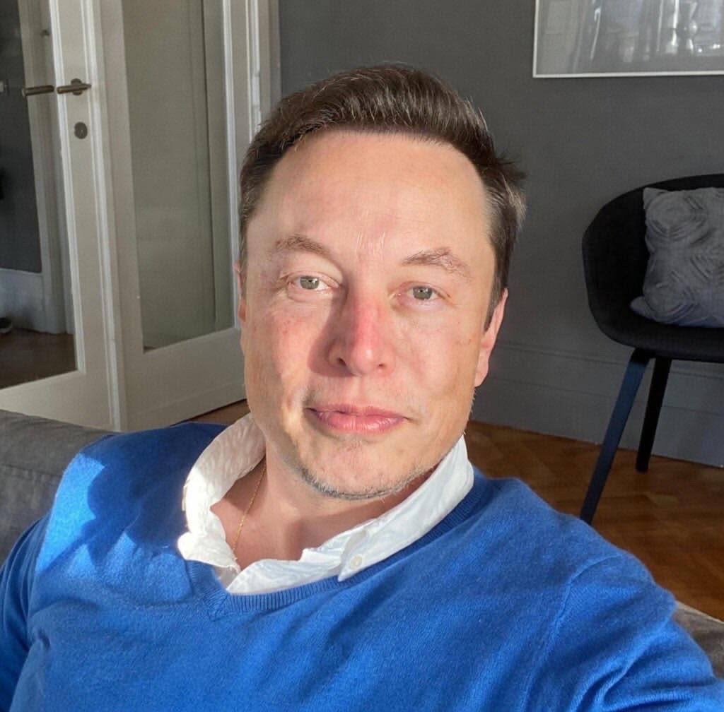 SamBrown1025's tweet photo. Good. They were making him an extremists right winger for USA and Europe.  If he be just back to a centrist that will be awesome @elonmusk https://t.co/sKkeD9zSi1