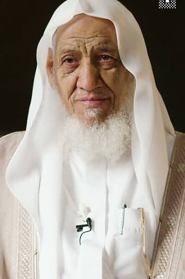 bhoymal2's tweet photo. أصدق مَن استمعت إليهم خلال الثلاثة عقود الماضية من حياتي، والأقرب إلى فطرة آدم الأولى:
١.عبدالله بن محمد الأمين الشنقيطي.
٢.جوروج وسوف.
﴿ وَلِلَّهِ مُلْكُ السَّمَاوَاتِ وَالْأَرْضِ ۖ وَإِلَى اللَّهِ الْمَصِيرُ﴾ https://t.co/M5JhXKClCx