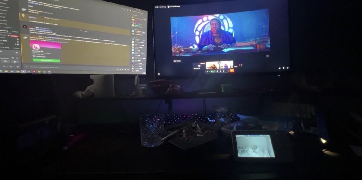 Erebos_RL's tweet photo. Perfect dimanche soir https://t.co/nlNirJZKmV