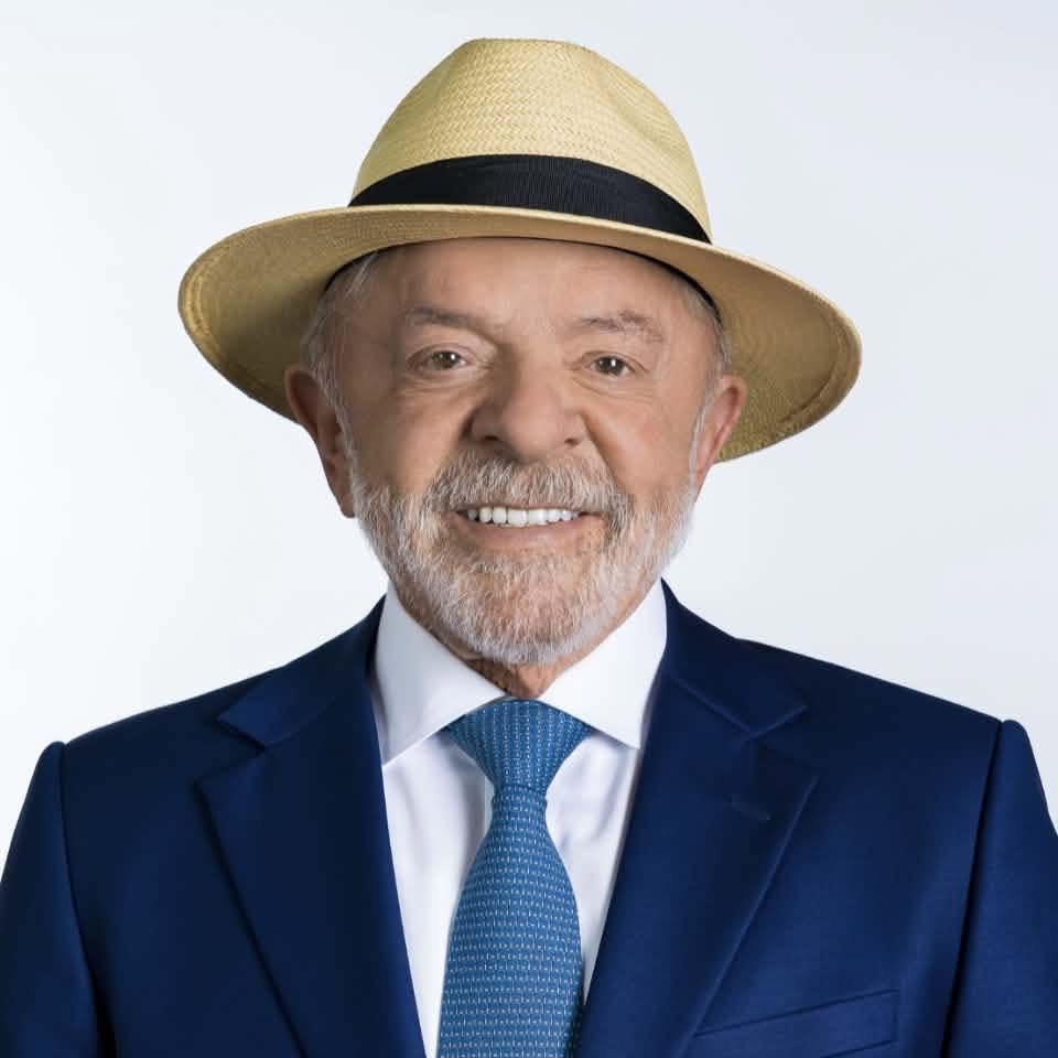 poptime's tweet photo. 🚨 ATENÇÃO: Em 2022, o Presidente Lula só conseguiu virar os votos contra Jair Bolsonaro às 20h, quando 70% dos votos já estavam apurados.

Até o momento, apenas 10% foram apurados. https://t.co/3XMubXAqX0