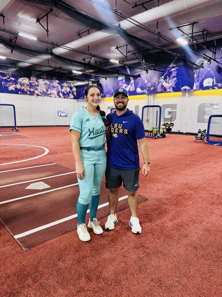 AliviaRamon15's tweet photo. Thank you LSU for a great camp this weekend I had so much fun in Baton Rouge!! https://t.co/EvW8sq0w86