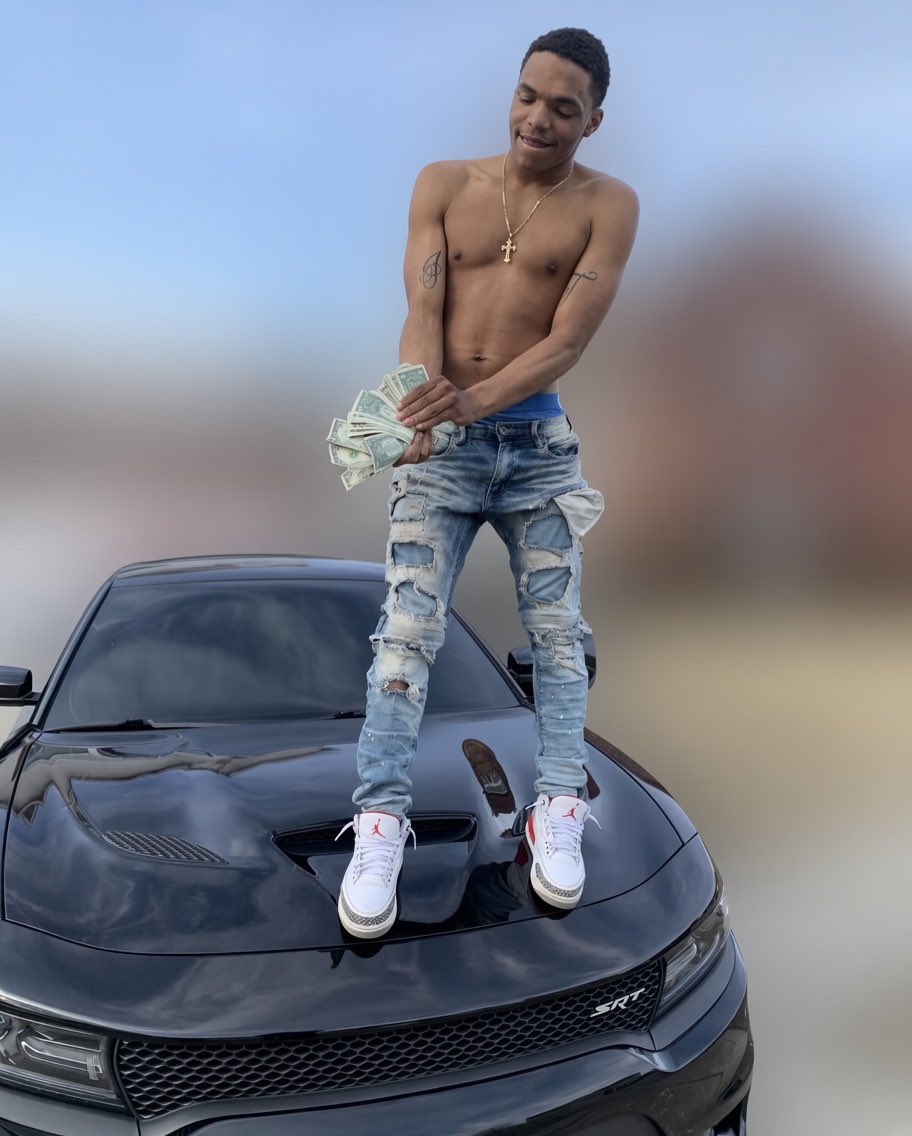 Keshaun01's tweet photo. https://t.co/kUXqe9XB1y