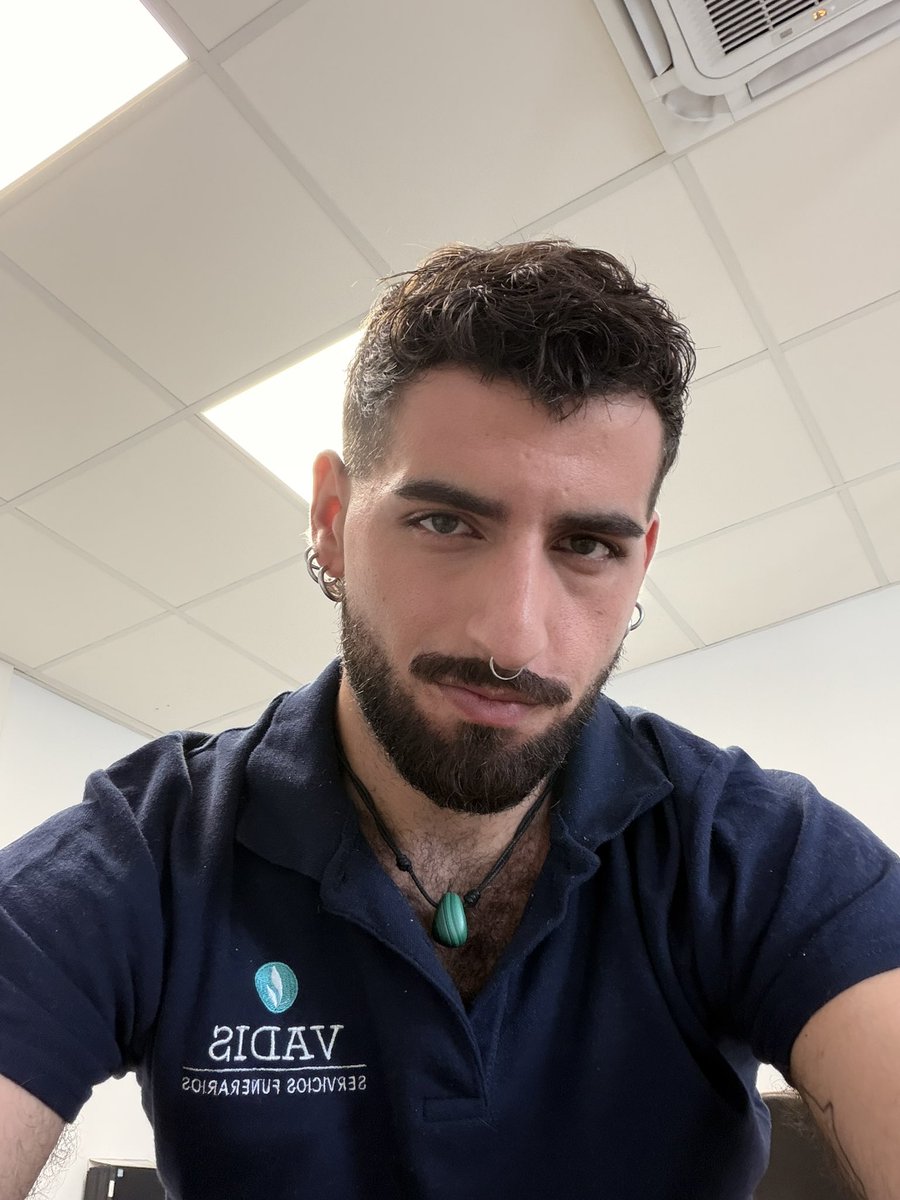 erosflames tweet picture