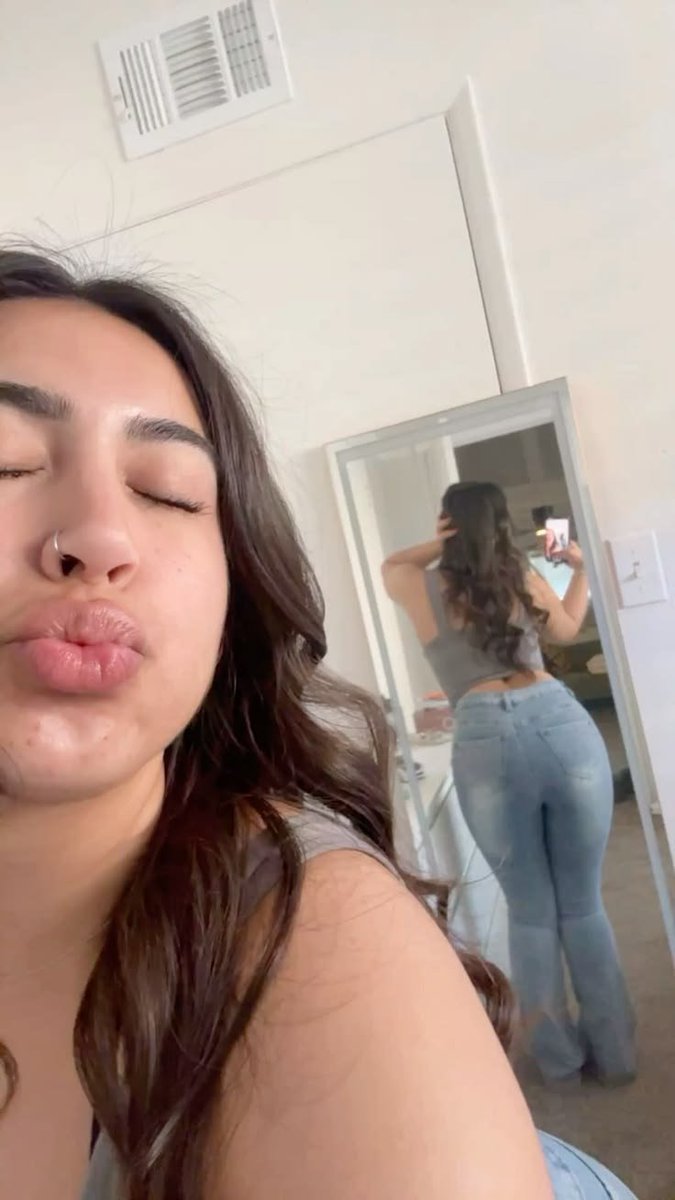 MarieTemarwapn's tweet photo. Single and bored❤️
I need a fun person to chat with 🥲 https://t.co/VyndEM3nm2