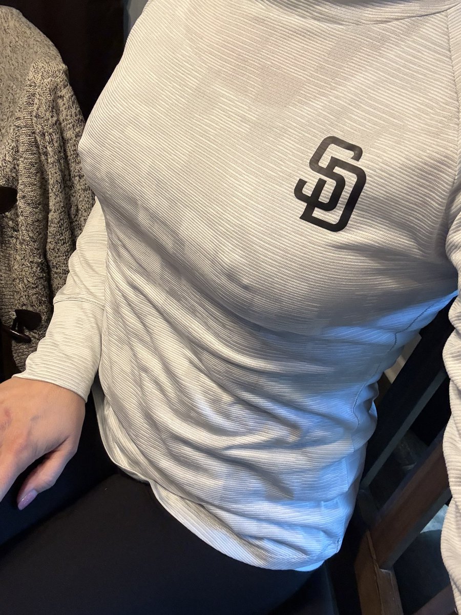 kaligirlkc's tweet photo. Let’s go Padres!!! https://t.co/IoYnhNHCo3