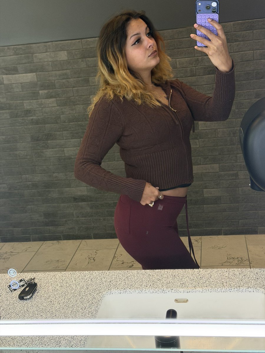 callmemommy210's tweet photo. ๐ฉ just need a little help with my spending budget was hoping to buy a bottle ๐ฉ pls daddy help me
https://t.co/xIluArkjKa
#nsfwtwt #satx #sugardaddy #gifts #latina
#Horniw00d #pothead #sanantonio #sellcontent #wet #buyme #tattoos #texas #hot #menu_ft #onlyfans #Louisiana https://t.co/YbDRFPuhM2