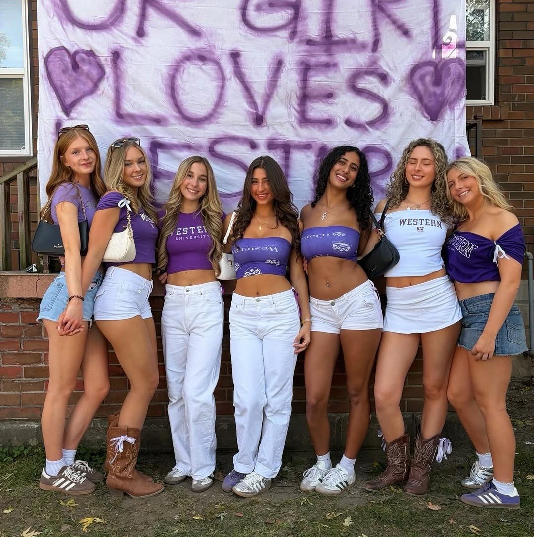 Whodyouchoose's tweet photo. Western seems like a great school to go to 

Pick your favorites https://t.co/W6MxSmDCae