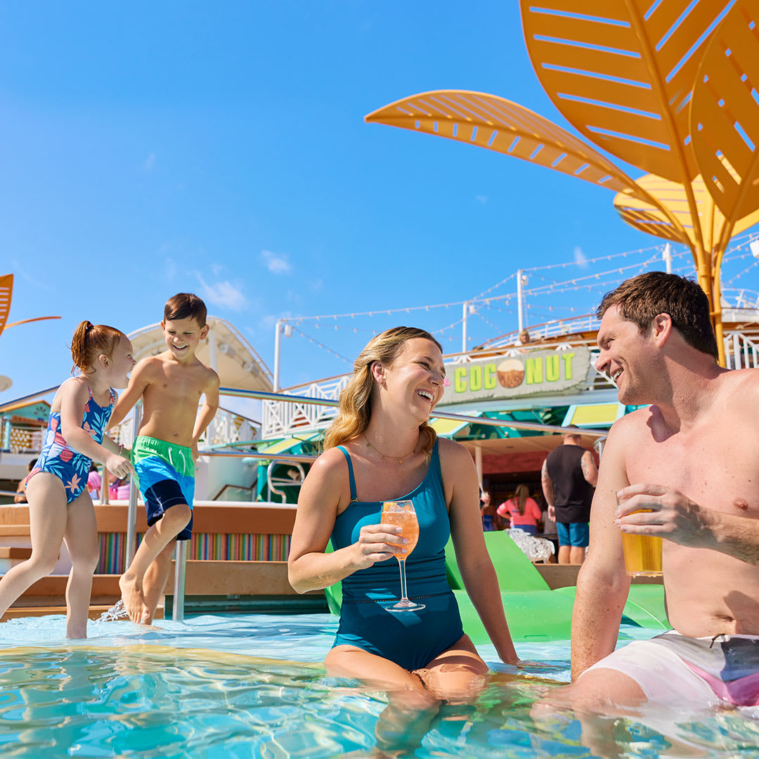 SapphireEscapes's tweet photo. Why should you have to choose between pool day and beach day? Experience The World’s Biggest Weekend on the new Utopia of the Seas sailing to the award-winning private island, Perfect Day at CocoCay. Contact me to plan your best weekend ever! #RoyalCaribbean #UtopiaoftheSeas https://t.co/WUGt5qR7GY