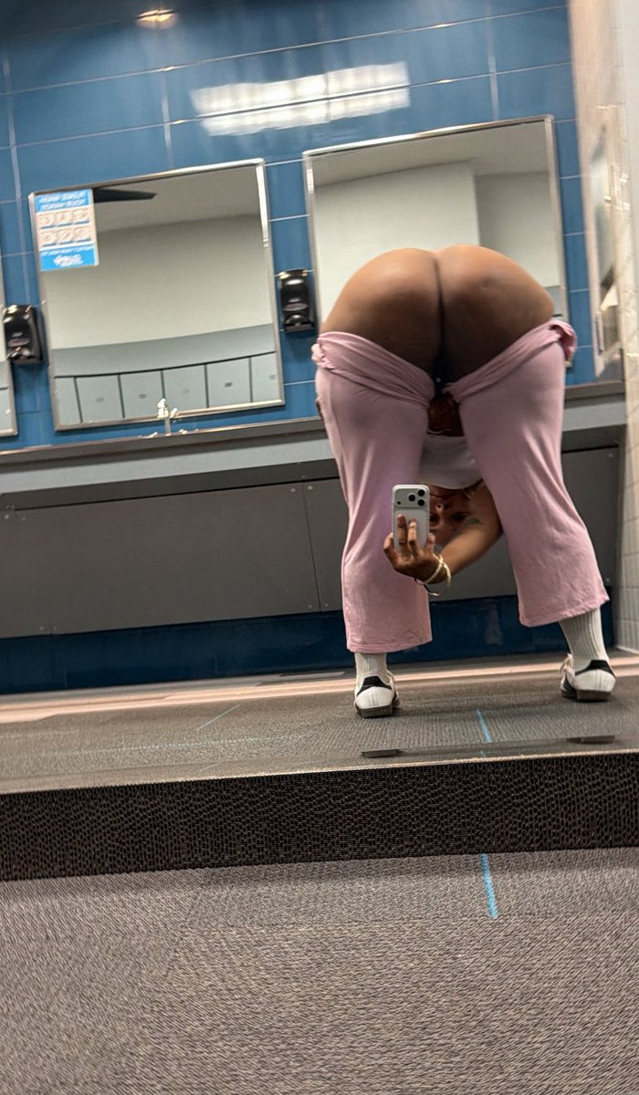 BrittneyHoney's tweet photo. Let’s Fuck 🌸 https://t.co/ygrELYXOWF