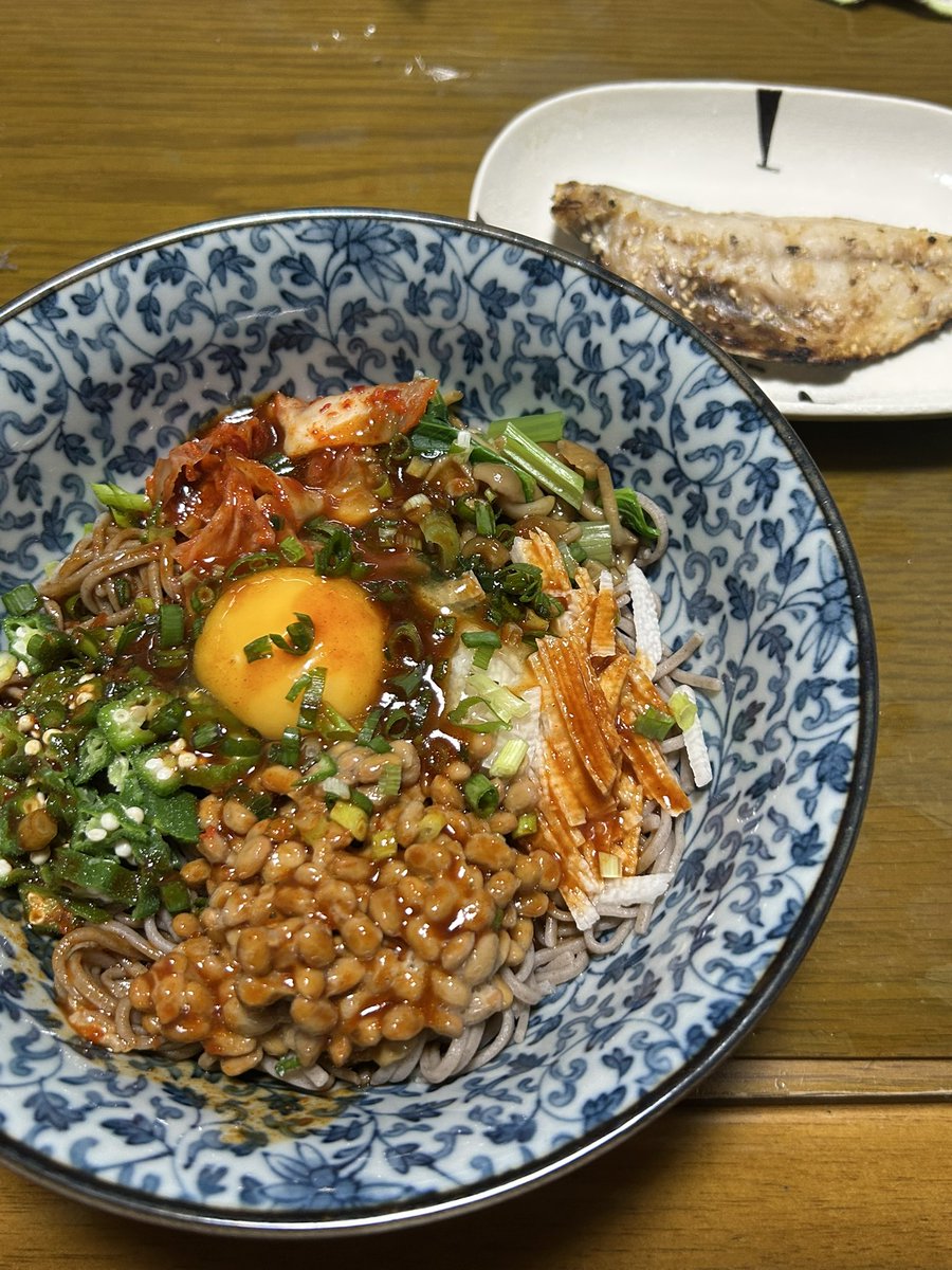 Dive259's tweet photo. おはようございます😃
朝は、やっぱり蕎麦👍 https://t.co/mNKpUFDlRL
