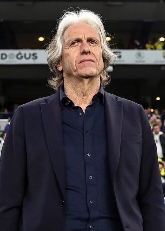 FootballerHQ's tweet photo. 🚨 Jorge Jesus: “Cristiano will decide. It was a misunderstanding that is very easy to solve.” https://t.co/6Bamrxauy7
