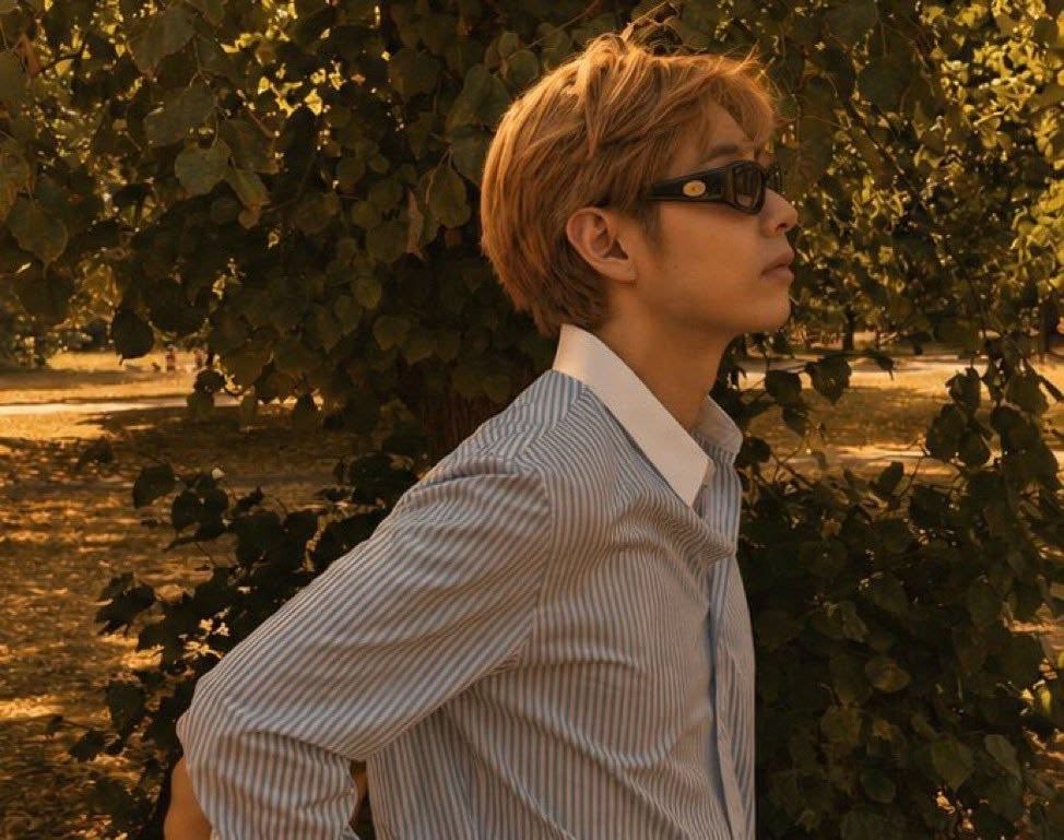 thvthearchive's tweet photo. he’s so old money style https://t.co/DNP8Spn2Sh