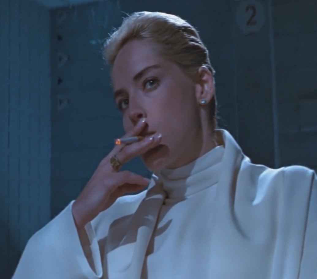 AoCapno's tweet photo. #sharon #stone #basic #insttince #smokingfetish #excellent https://t.co/OlNdlkJvIt