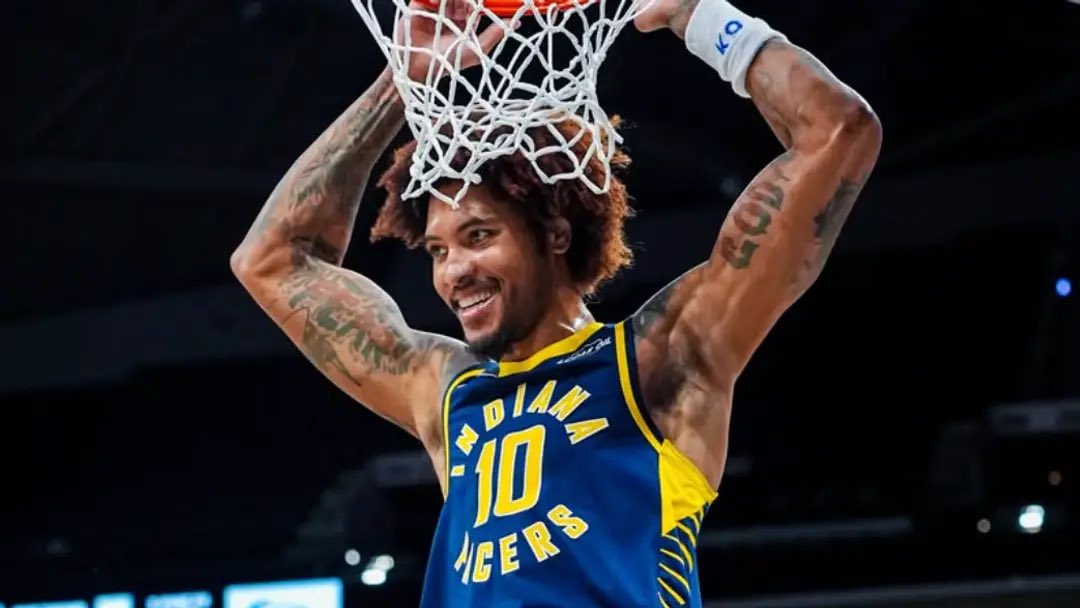 AlexGoldenNBA's tweet photo. 🔥FAN JAM RECAP🔥

If you missed Fan Jam, I’ve got you covered. 

Did a thorough play-by-play of the game, have the full box scores, the rookie show notes, and thoughts on what I saw from the scrimmage. 

Full details here👇
https://t.co/WOScLQV7Xh https://t.co/Qdp1TCWNQL