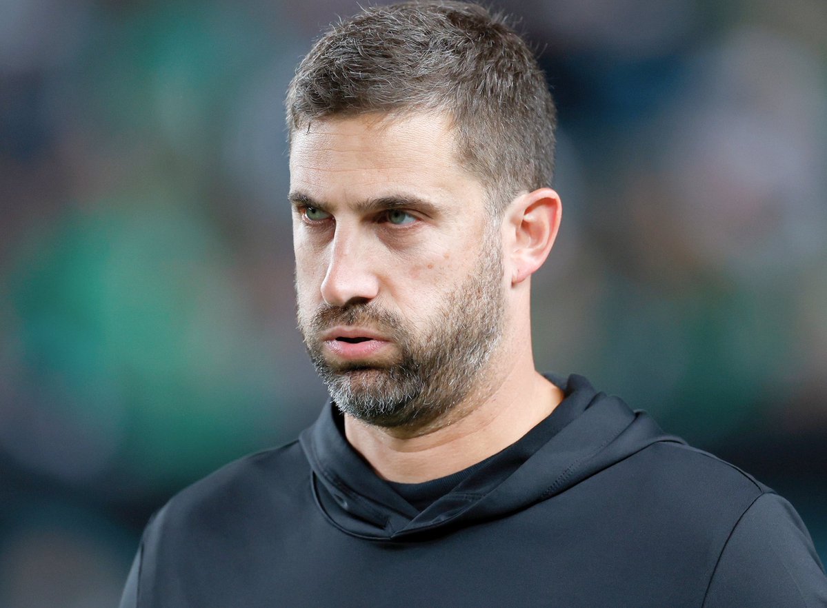 _EagleTimes's tweet photo. I owe Kevin Patullo an apology.

Eagles offense vs. the Rams: • 172 total yards • 0-for-12 on 3rd down • Hurts sacked 4 times • Blew a 10-point 4th quarter lead

Patullo's gone. The mess isn't.

This is on Sirianni, Mannion, and Hurts, in that order. https://t.co/mFnkfIJnmz