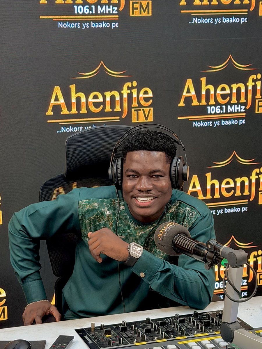 Husseinadamsone's tweet photo. @Ahenfie1061fm  We are Here!
#Ahenfiesports #Sports #husseinadams #trends https://t.co/3uscfjqMjm