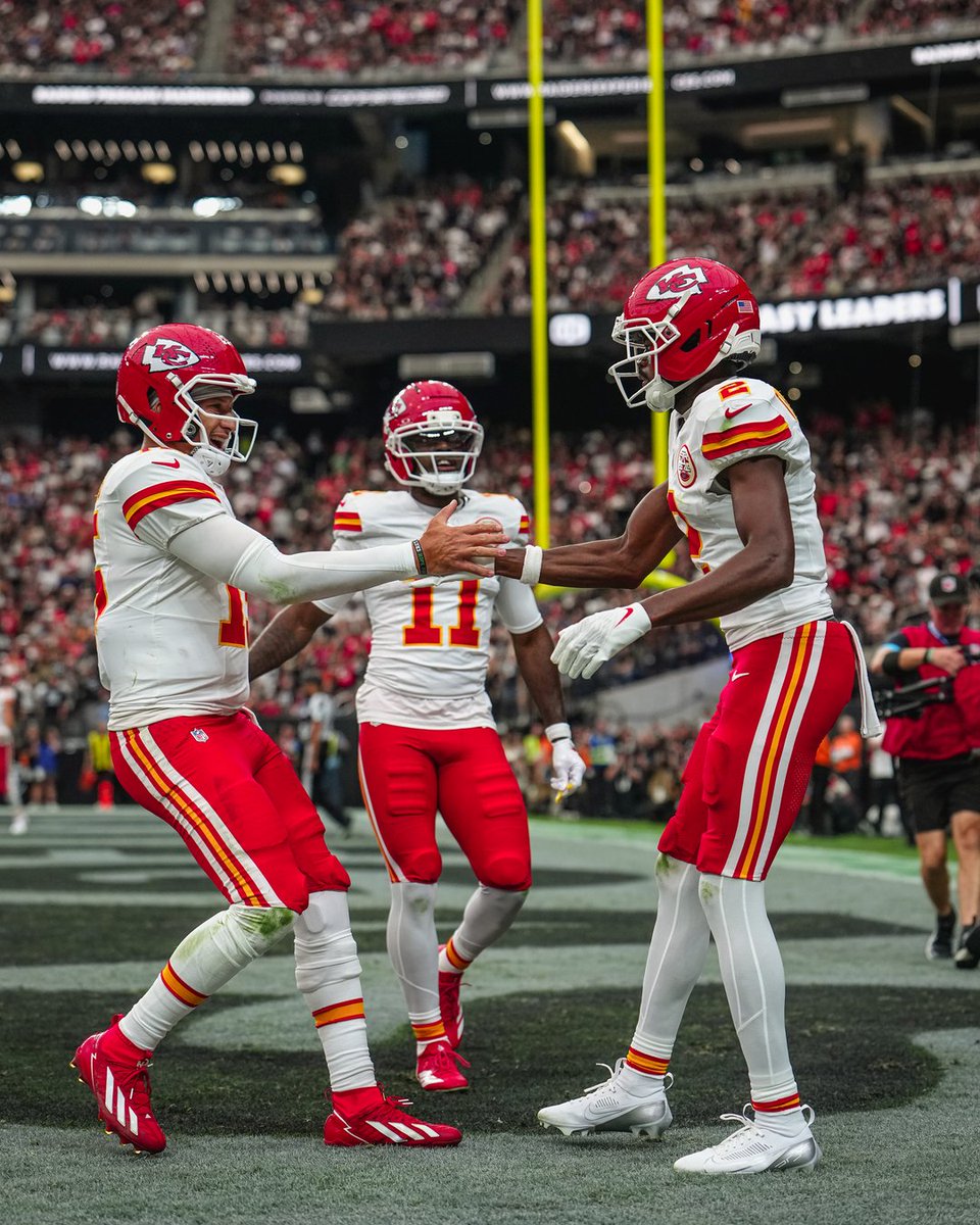 Chiefs's tweet photo. We think we've seen this one before 👀 https://t.co/IPLetvY1vM