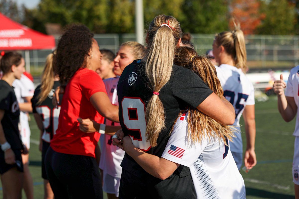 WorldLacrosse's tweet photo. Nothing but respect between these two great rivals 🇺🇸🤝🇨🇦

#PASLC26 #Lacrosse https://t.co/UlQ1wMSaUq