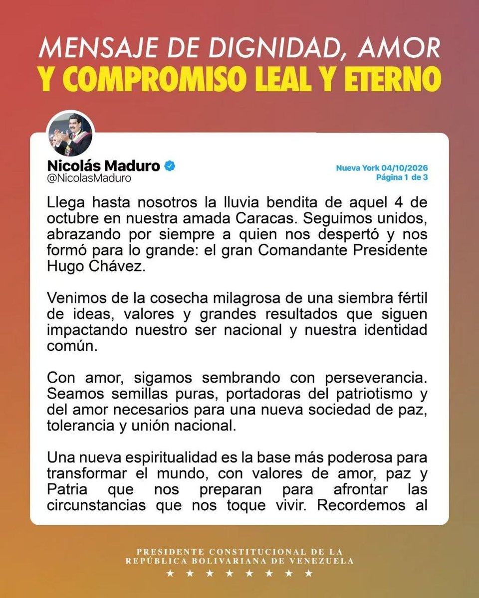 NicolasMaduro's tweet photo. Seguimos unidos, abrazando por siempre a quien nos despertó y nos formó para lo grande: el gran Comandante Presidente Hugo Chávez. https://t.co/Wl1u64c5Ch
