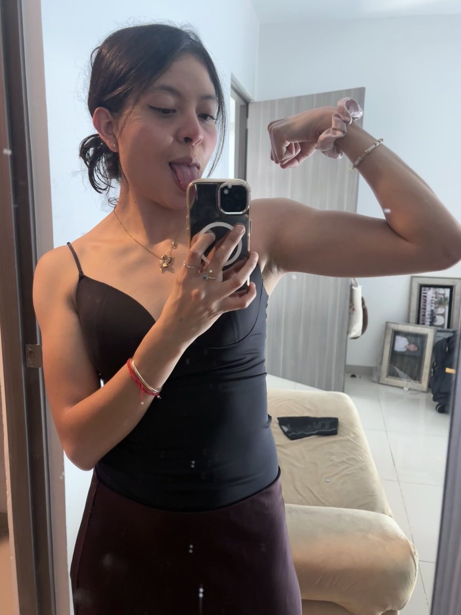 nayemz20's tweet photo. De puro hacer endodoncias 😂 https://t.co/Mnmk7ugHe3