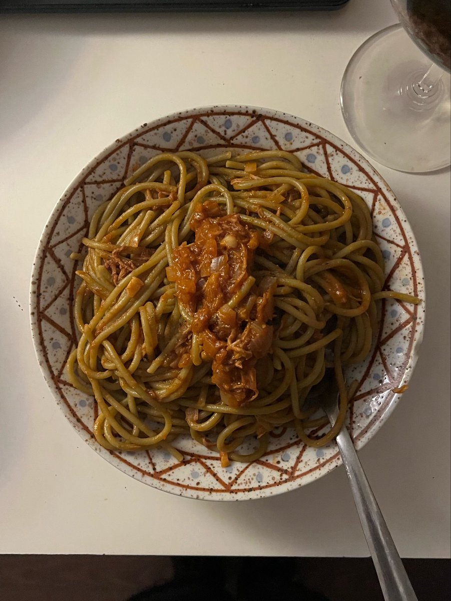 washintonoriega's tweet photo. hola fideo. chau fideo. https://t.co/64ddlwqeZe