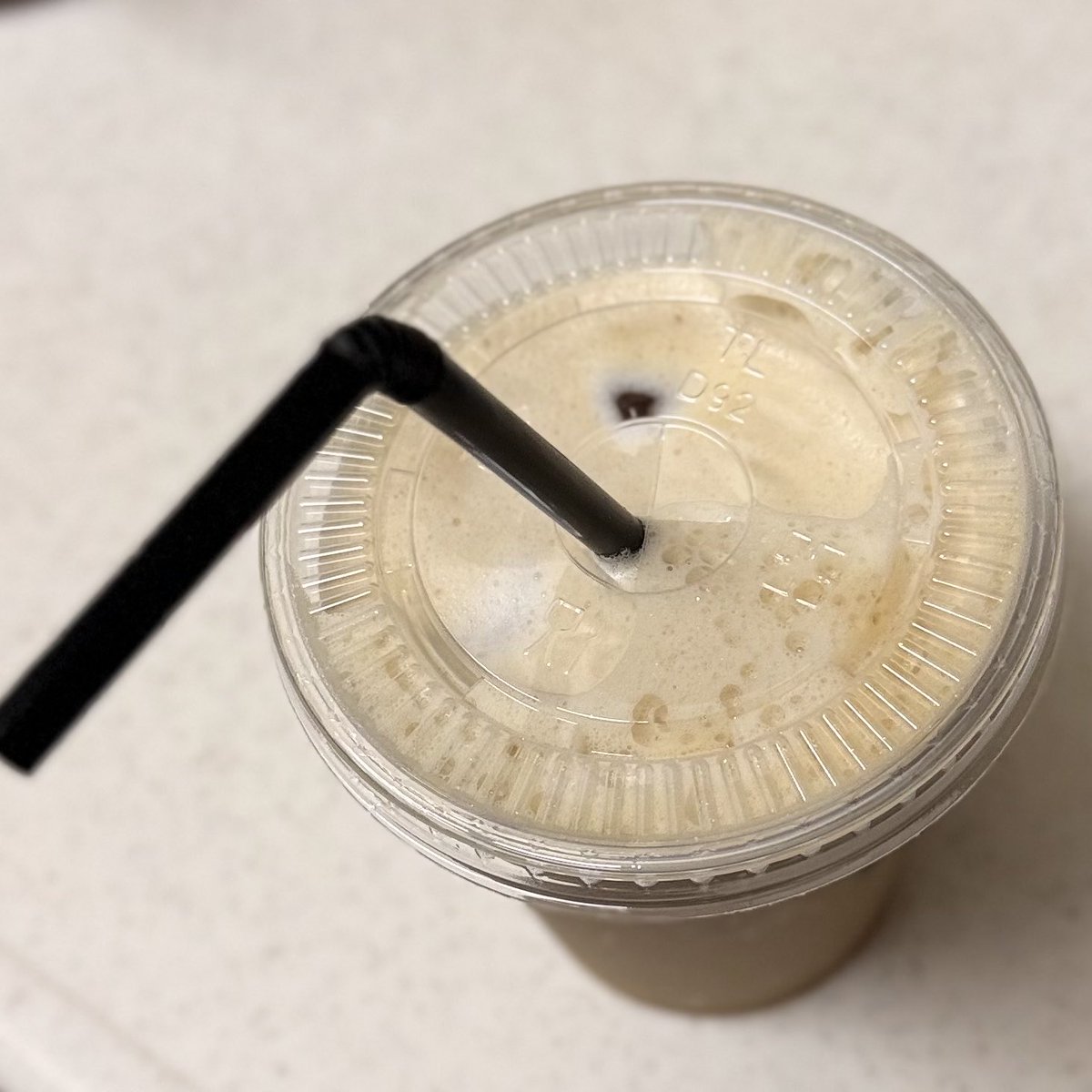 ukappie's tweet photo. おはようございます
昨日はリモート仕事終わってから
近所のクッキー🍪屋さんで
アイスカフェラテをテイクアウト https://t.co/dcUHsfMleE