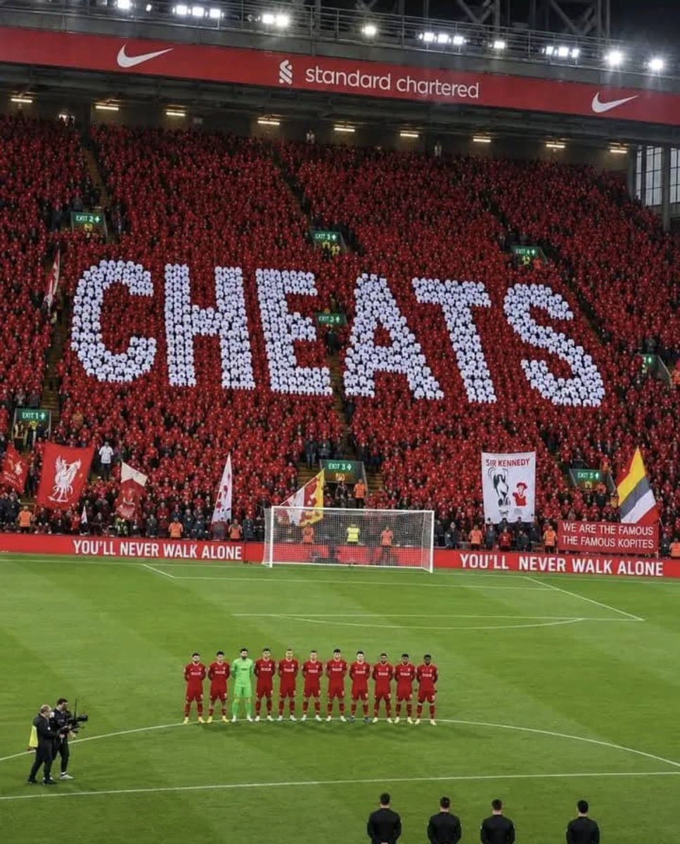 UnitedBreed_1's tweet photo. Haaland imagined Anfield being this toxic and decided to get injured. 😂
 #PORNOR https://t.co/KQZpBoTZ63