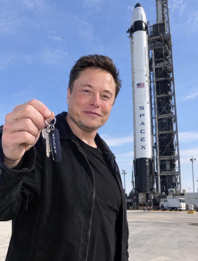 HonestTakes5's tweet photo. If Elon Musk handed you the keys to a SpaceX rocket and said "Where are we going?  where are you taking him? 🚀😂 https://t.co/b9HU4nnRRT