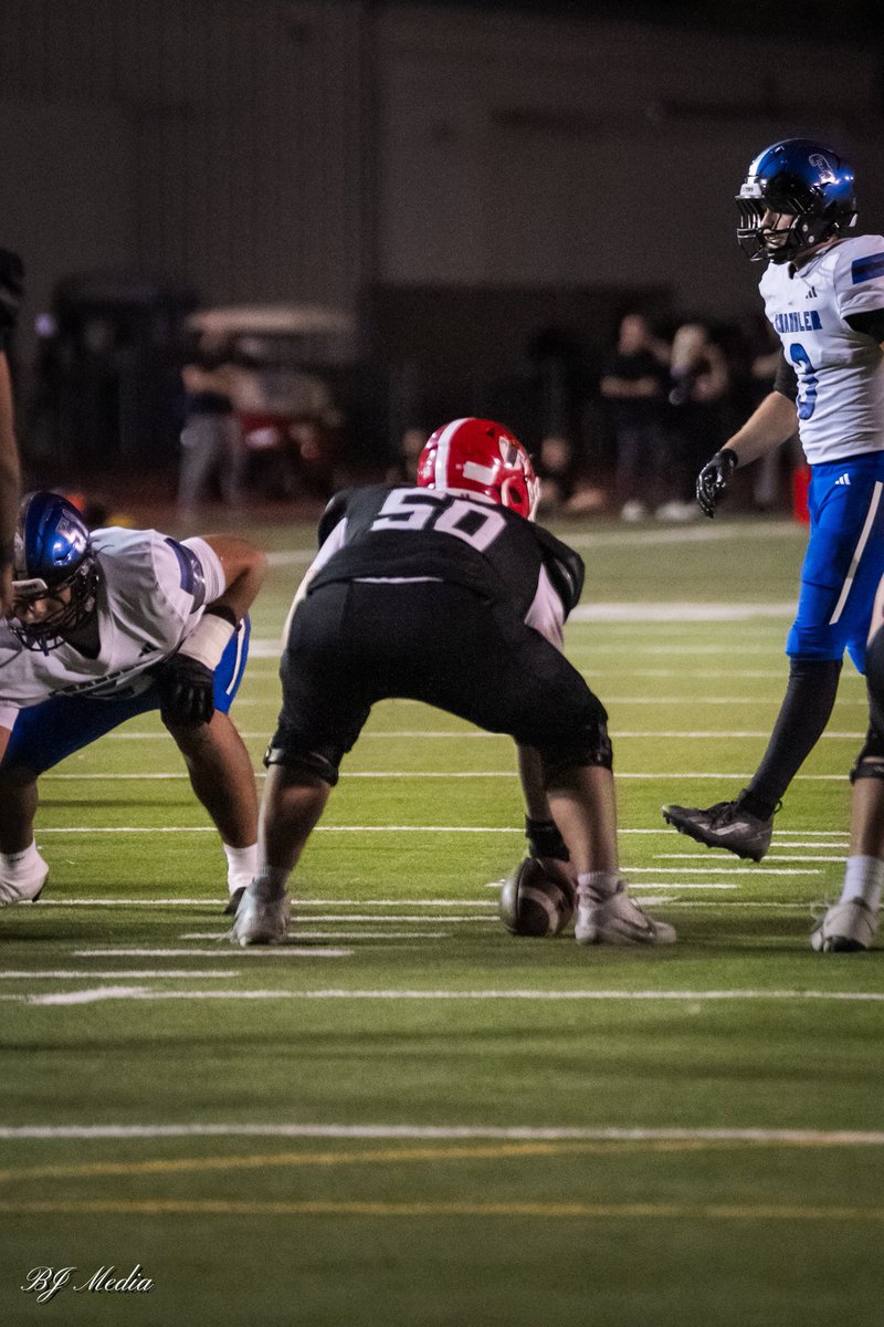Putz__Ethan's tweet photo. Mid season highlights 
6’1 260 center
7 offers

https://t.co/qPadNBADyT https://t.co/8xIm5K5MRB