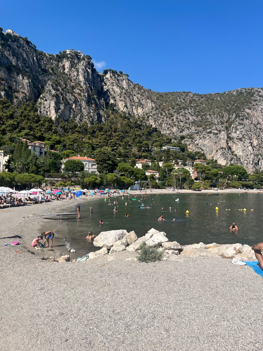 framboisee_1's tweet photo. dump august ⛰️☀️ https://t.co/dqa4rBlY9Q