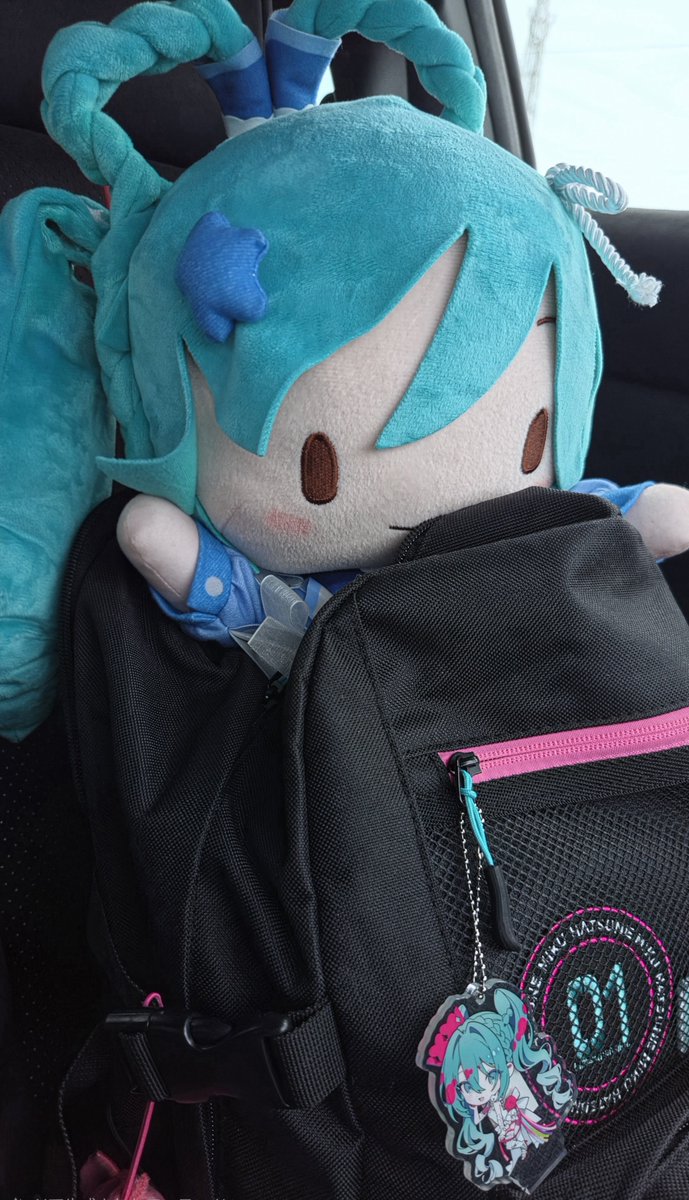 nazu3901's tweet photo. なんかやけにバック膨らんでるな...
ﾓｿﾞﾓｿﾞ...ん？

ﾋﾒ「ばぁ」

...なにしてんのてかいつの間に入ったのよ

ﾋﾒ「かいしゃいきたいﾋﾒ」

汚れちゃうからだーめ車でお留守番ね？

ﾋﾒ「( ⸝⸝⸝⩌⤚⩌*)ﾑｩ…」

...なんかやな予感すんなぁ〜

 #1日1なずﾌﾜ https://t.co/4pMQljaDg3