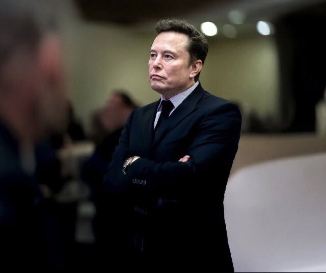 CEOElonMus782hv's tweet photo. Elon Musk says little kids should not be allowed to get irreversible gender surgery.

Do you Agree?

🅰️ YES
🅱️ NO https://t.co/mLG8F480mO