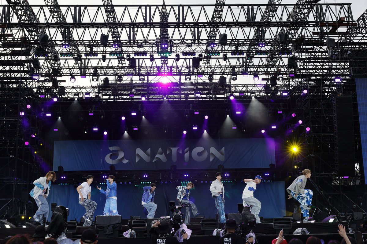wwschannel's tweet photo. 【ライブレポート】 FANTASTICS、爽やか青衣装とパワフルな歌とダンスで流石のパフォーマンス＜a-nation 2026＞

▼記事・写真の詳細はこちら
https://t.co/2uvjydQ9tI

#FANTASTICS #世界 #佐藤大樹 #澤本夏輝 #瀬口黎弥 #堀夏喜 #木村慧人 #八木勇征 #中島颯太 #anation2026
@fantastics_fext https://t.co/zbTa6syWRl