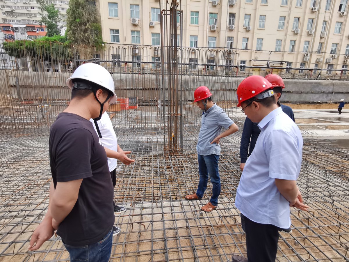 GenesisAdrwz's tweet photo. En el registro de la obra, el supervisor anotó sin error los datos, sin que ningún problema de paralización afectara la viga principal del edificio. https://t.co/6vjux5b1Dy