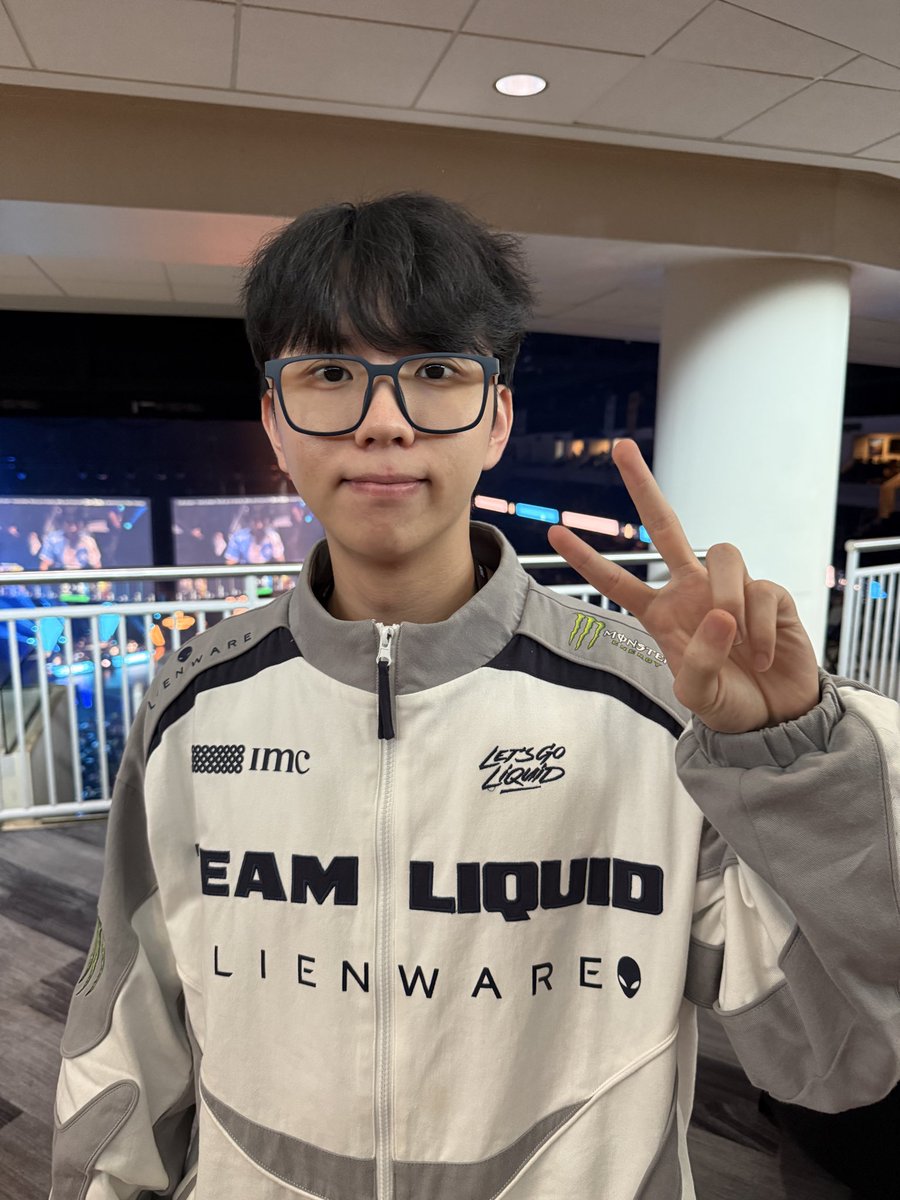 TeamLiquidLoL's tweet photo. Thanks @Zenni_Gaming for helping us get the vision to gap Dhokla. https://t.co/i4i2xORJbt