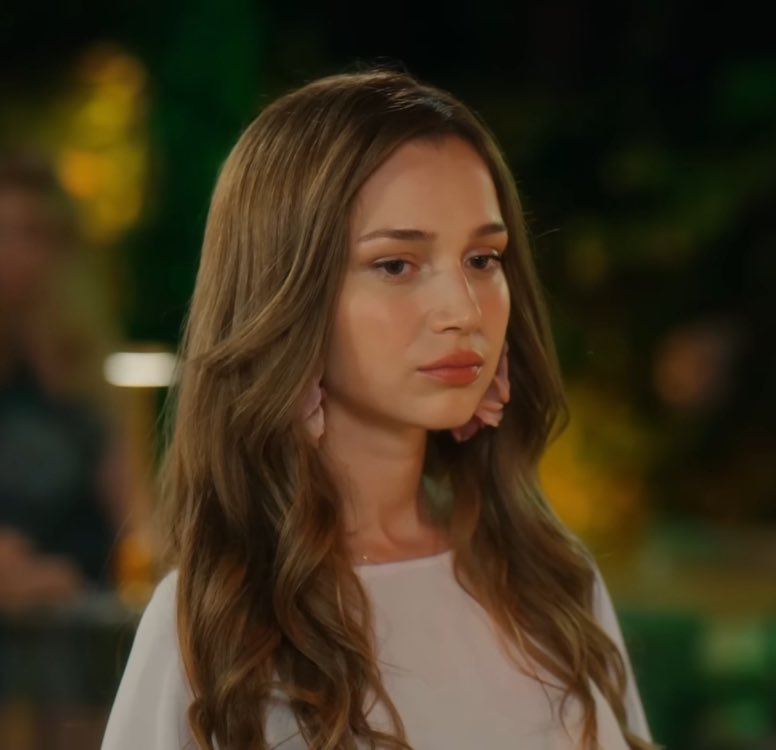 hayvehayda's tweet photo. Leyla’nın pembe dünyası.🌷
#daha17 
#cerenayruk https://t.co/WnBvRcmZhR