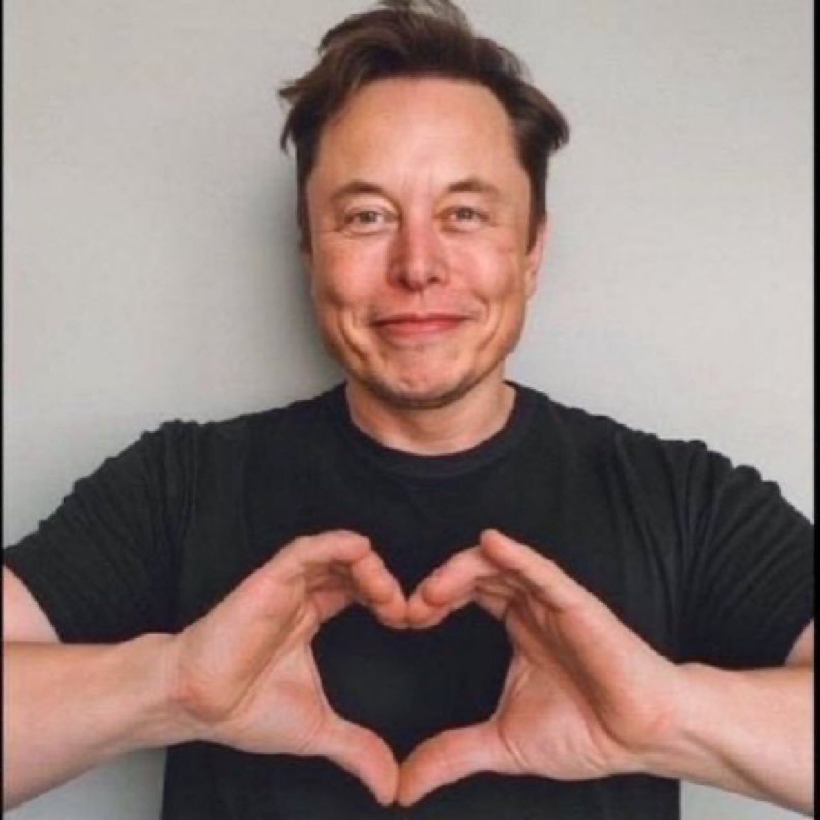 CEOElonMus782hv's tweet photo. Forever Yours ❤️

If I could hold you every day, I'd never let you drift away.
Your smile brings sunshine to my heart, Even when we're miles apart.

You're the dream I never want to lose, The one my heart will always choose.
Through every season, near or far,
I still love ❤️ https://t.co/znNOpS1nDp