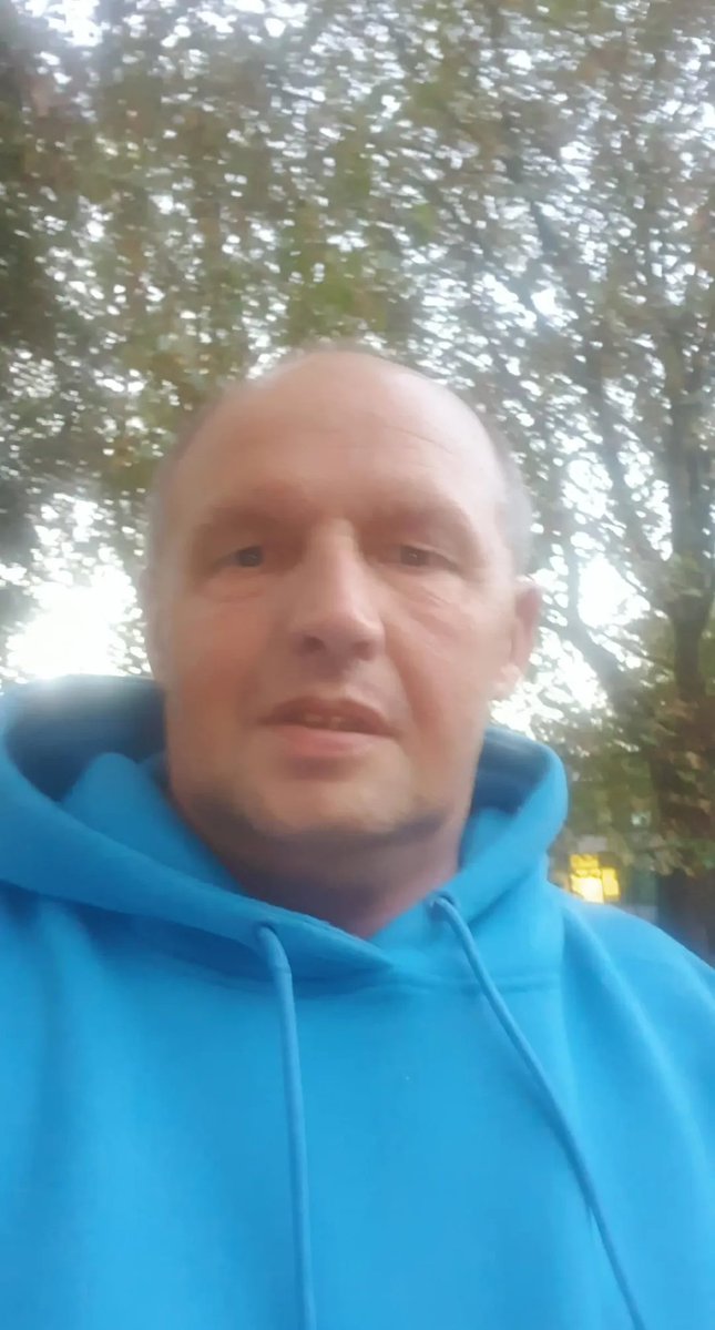 SliderOner666's tweet photo. Ich wünsche allen einen schönen Sonntag Abend, und Später süße Träume aus Dortmund 
😘🌹😘 https://t.co/ivGV5zOoDX