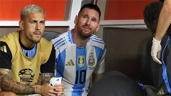 HamidHaida51's tweet photo. @TonyTeeXXXX @thatsam009_ Handicapessi used his tears to win Copa America 😂 https://t.co/FEnBL80Yme