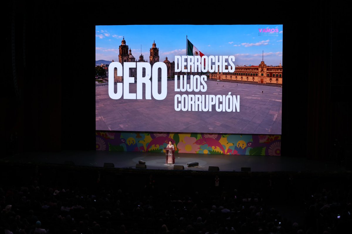 servimetcdmx's tweet photo. ¡La transformación de nuestra ciudad no se detiene! 📈 Hoy respaldamos la rendición de cuentas de la Jefa de Gobierno @ClaraBrugadaM con un aumento histórico en la inversión pública, más Utopías y grandes proyectos de desarrollo. En SERVIMET reafirmamos nuestro compromiso de edificar bienestar para las y los capitalinos. ¡Vamos por más! 🏙️👏🏻

#SegundoInforme #ClaraBrugada #SERVIMET #CapitalDeLaTransformación