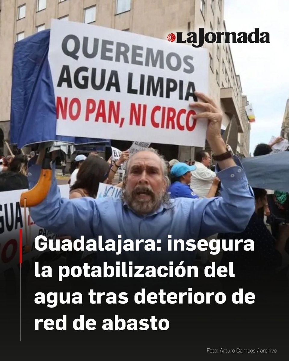 lajornadaonline's tweet photo. 💧 ⚠️ #Jalisco | La calidad del agua que abastece al área metropolitana de Guadalajara presenta un grave deterioro debido al colapso de la red de distribución, la ineficacia de los procesos de potabilización y la falta de regulación de las descargas industriales, advirtieron especialistas de la Universidad de Guadalajara.

“Lo que estamos consumiendo en nuestros hogares es agua de desecho”, afirmó la especialista tras advertir que la red de distribución en la ciudad, de unos 8 mil kilómetros, está colapsada como lo demuestran los más de 3 mil socavones que han aparecido en la actual temporada de lluvias.

Lee más aquí 👇
https://t.co/AeE8j5HjxS