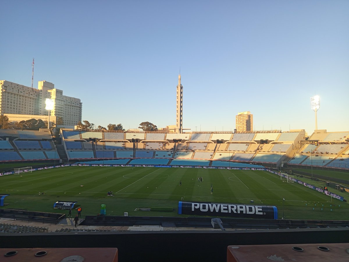 luischoca17's tweet photo. 🎟️ En este momento se llevan vendidas 7255 entradas para el partido entre Racing y Peñarol.

@futbolclubuy https://t.co/JX1wNIaxUC