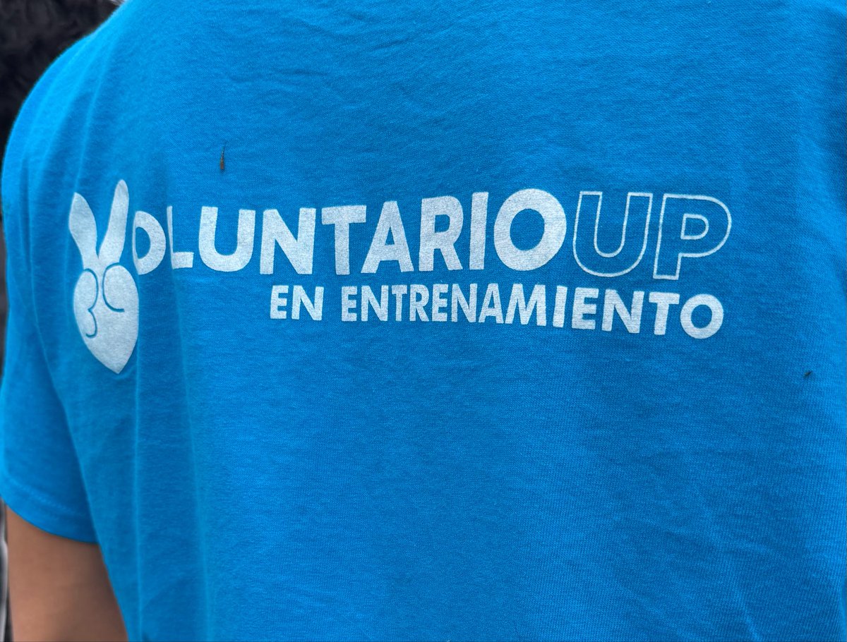 ValeriCerv's tweet photo. Tqm Voluntariado de la UP, me hiciste muy feliz este fin aún que me cansé como nunca 🩵 https://t.co/SkqD3q91uA