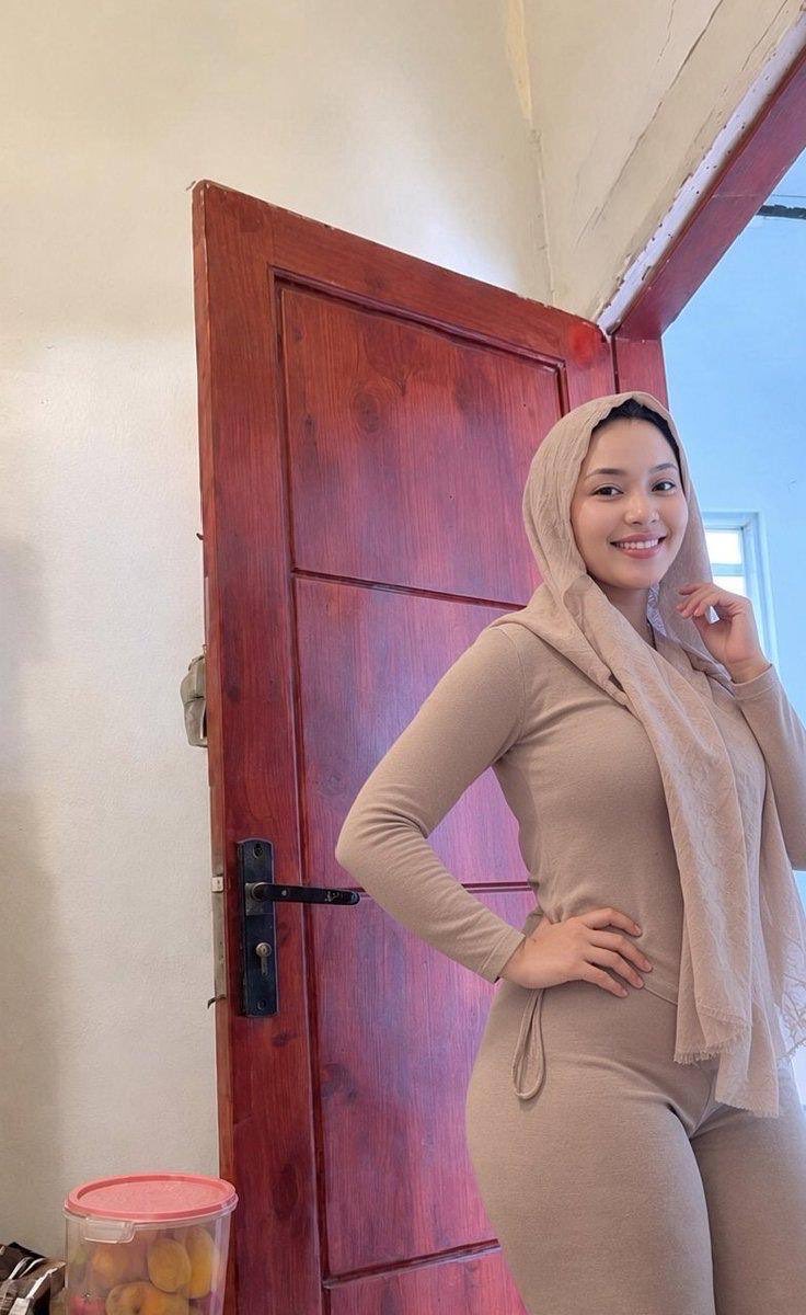 pialpkz's tweet photo. Bukannya nolak malah ngajak
▶️ https://t.co/zT3HfL10X1 https://t.co/uIL8nlonJT
