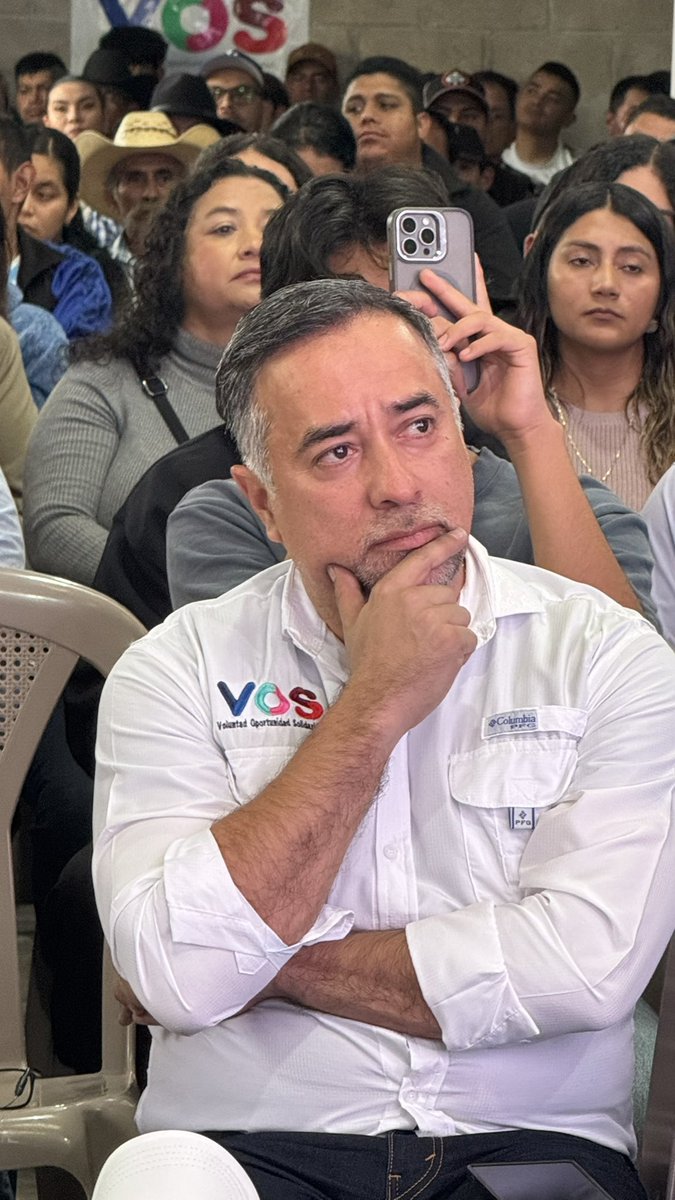 jajofd's tweet photo. Como secretario general de VOS, junto a Leonel Toriello, coordinador nacional de Agenda Ciudadana, y Beto Reyes, secretario municipal, damos seguimiento a la organización en Palencia. ¡Afíliate! #VOS @BancadaVos @VOS_gt_ https://t.co/mdffitGJBF