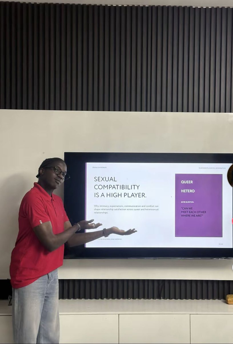 Sheriff_HR's tweet photo. World War III almost broke out at this powerpoint presentation thingy but i had such a good time 😂 https://t.co/aXzfGN7QoS
