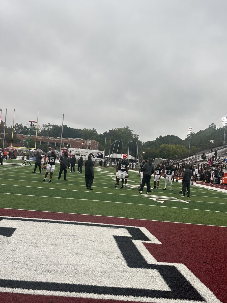 karvinmagwood4's tweet photo. Appreciate The Love And Hospitality From NCCU Can’t Wait To Be Back !! @ErikHighsmith @ethan_fame @CoachMatt_NCCU @CoachTOliver @NCCU_Football @FBCoachBankins @CoachSaxby @NBbearsFB https://t.co/TuwsTk3khT