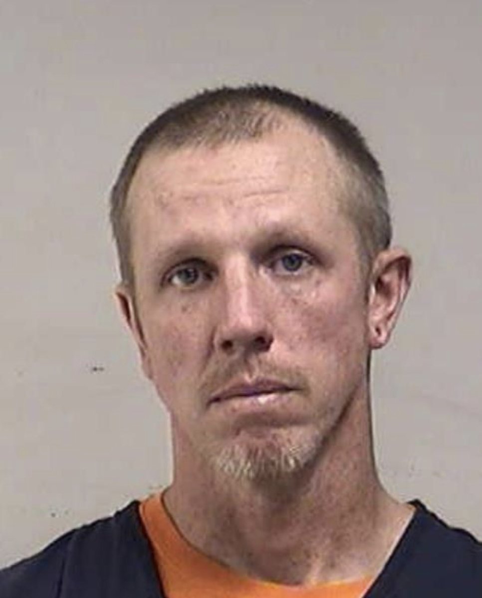 KenoshaRising's tweet photo. HAYES, JUSTIN BLAKE
✨⭐️✨⭐️💩✨⭐️✨⭐️

📍 #KenoshaCounty #KenoshaWI 🚔 #JailBooking 📰 #LocalNews ⚖️ #CommunityUpdate
👮‍♀️#KenoshaPD

https://t.co/83URZBHiPy https://t.co/8EeDTBOeeQ